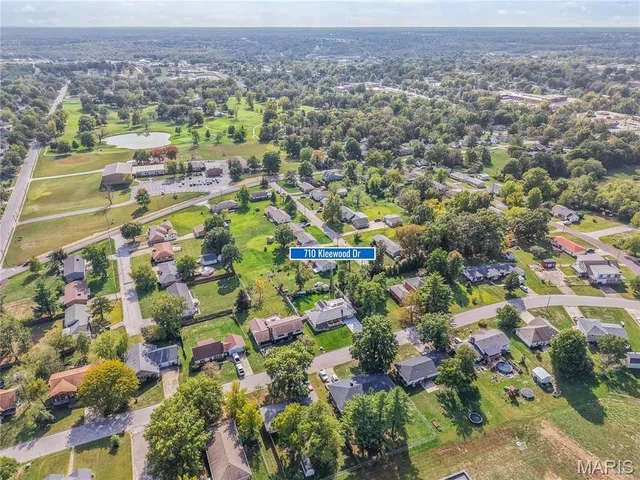 $325,000 | 710 Kleewood Drive, Fulton, MO 65251