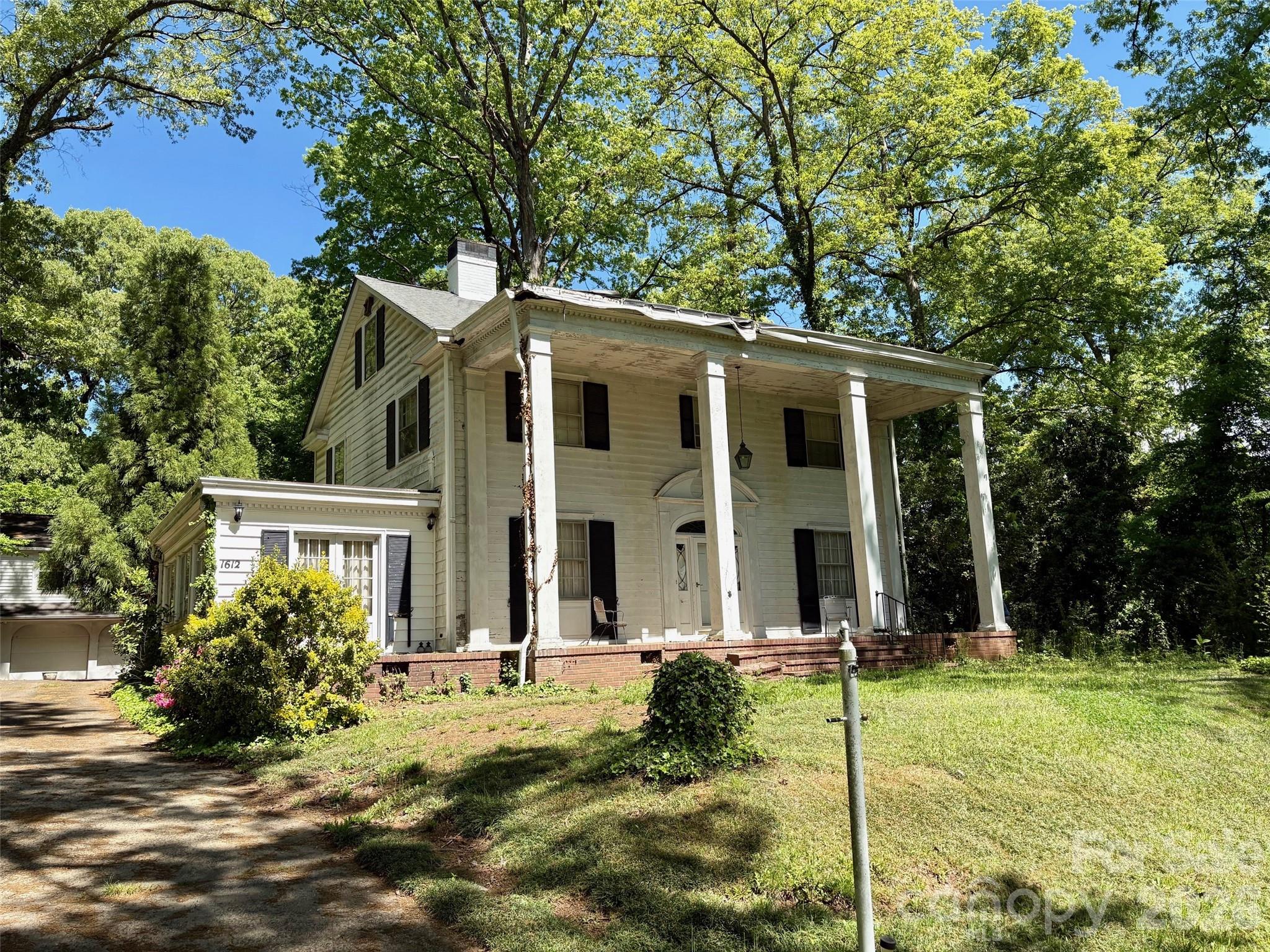1612 South New Hope Road Gastonia, NC 28054 - Photo 4 of 38 front view of house with a yard