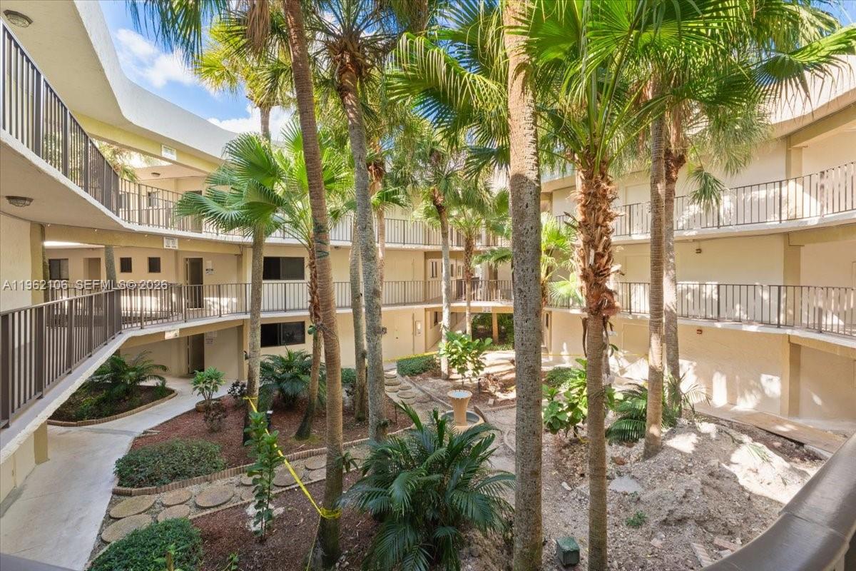 8075 Southwest 107th Avenue, Unit 221 Miami, FL 33173 - Photo 20 of 28