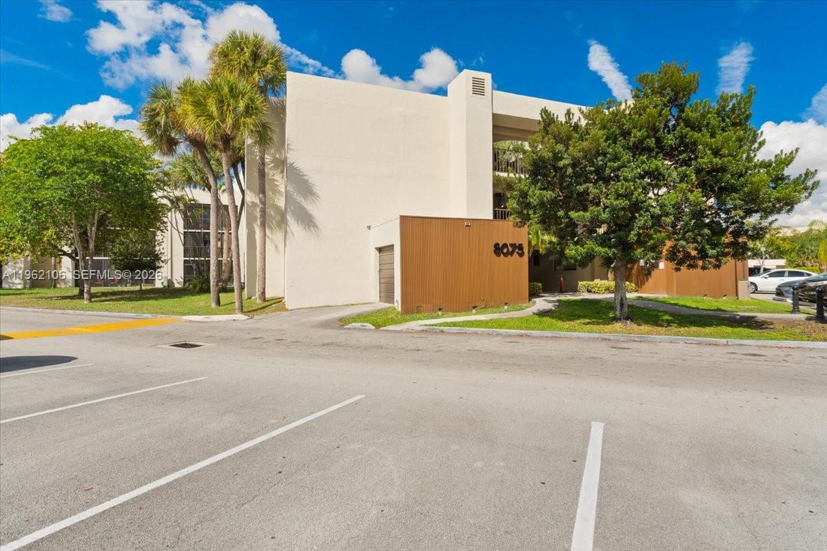 8075 Southwest 107th Avenue, Unit 221 Miami, FL 33173 - Photo 23 of 28