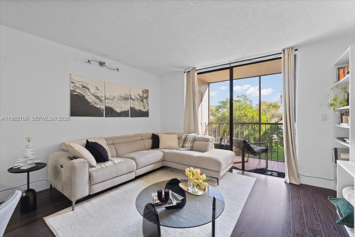 8075 Southwest 107th Avenue, Unit 221 Miami, FL 33173 - Photo 6 of 28