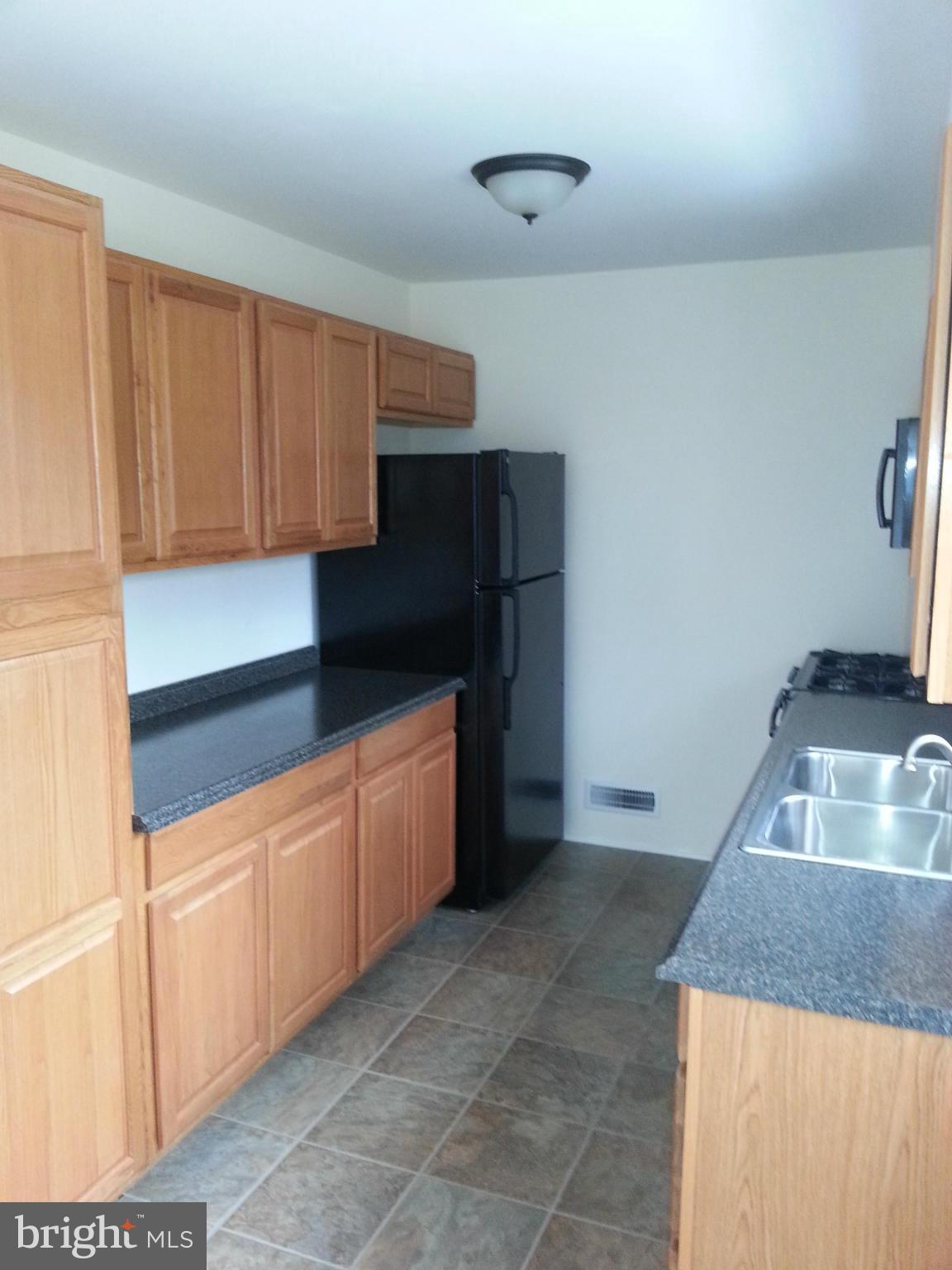 11312 Manse Road Hagerstown, MD 21740 - Photo 5 of 17 Kitchen