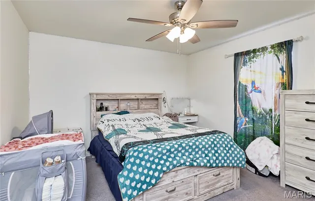 $304,600 | 708 Vicksburg Lane, Wright City, MO 63390