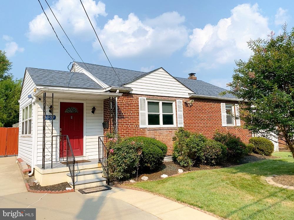 3807 Brightview Street Silver Spring, MD 20902 - Photo 2 of 22