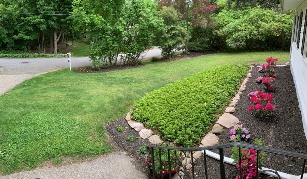 18 Gilmore Road Southborough, MA 01772 - Photo 5 of 36 Gallery Image 5