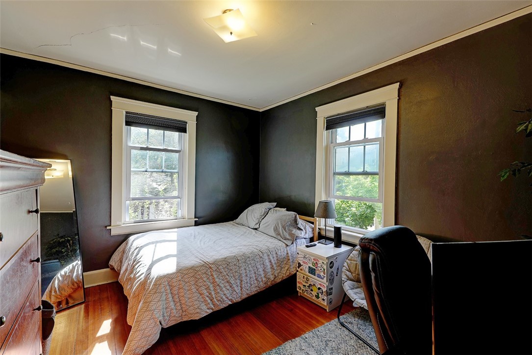 57 Colonial Road Providence, RI 02906 - Photo 15 of 32