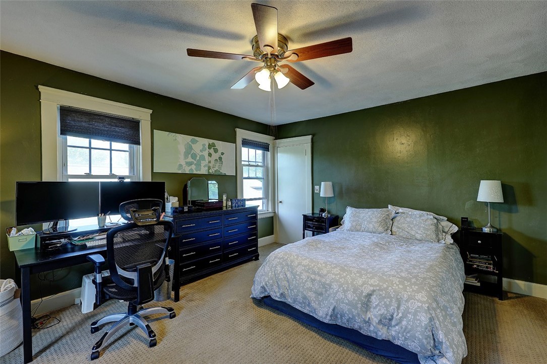 57 Colonial Road Providence, RI 02906 - Photo 28 of 32