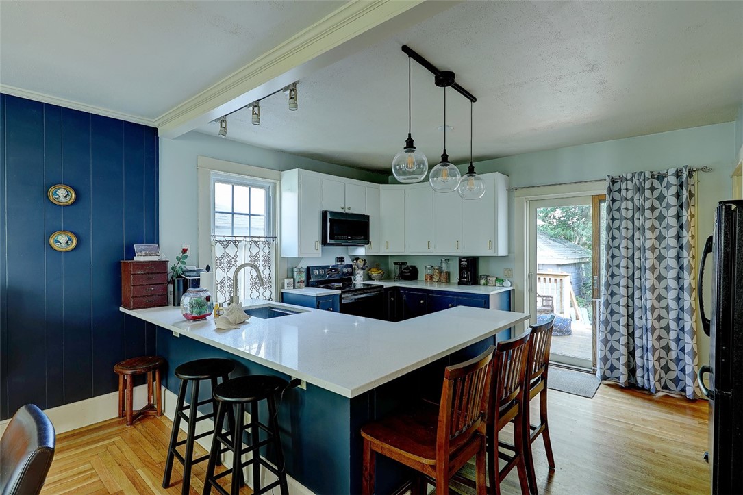 57 Colonial Road Providence, RI 02906 - Photo 10 of 32