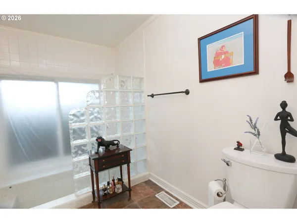 $539,000 | 374 Blackfoot Avenue, Eugene, OR 97404