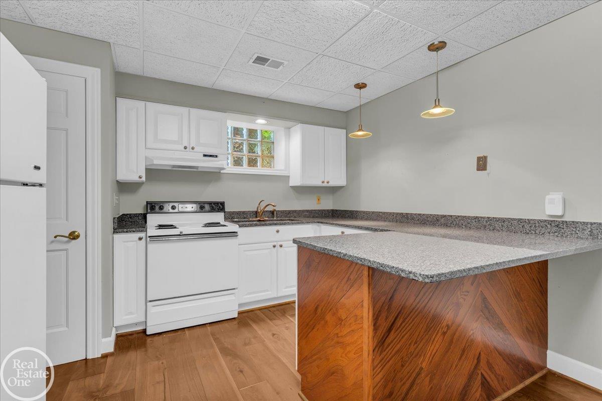 770 North Riverside Avenue St. Clair, MI 48079 - Photo 43 of 52