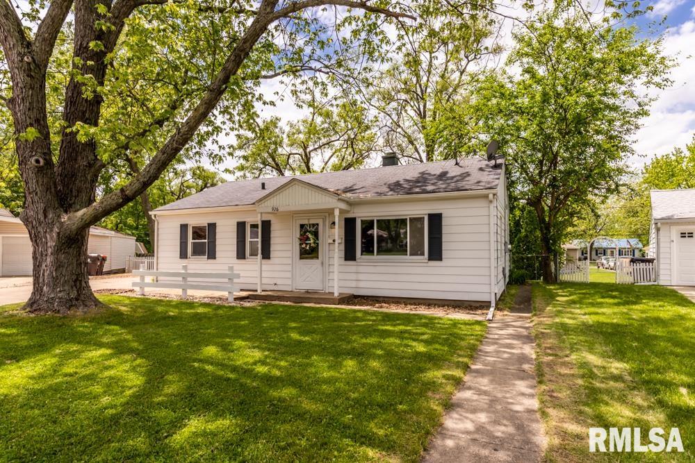926 West Ridgemont Road Peoria, IL 61614 - Photo 2 of 23 Gallery Image 2