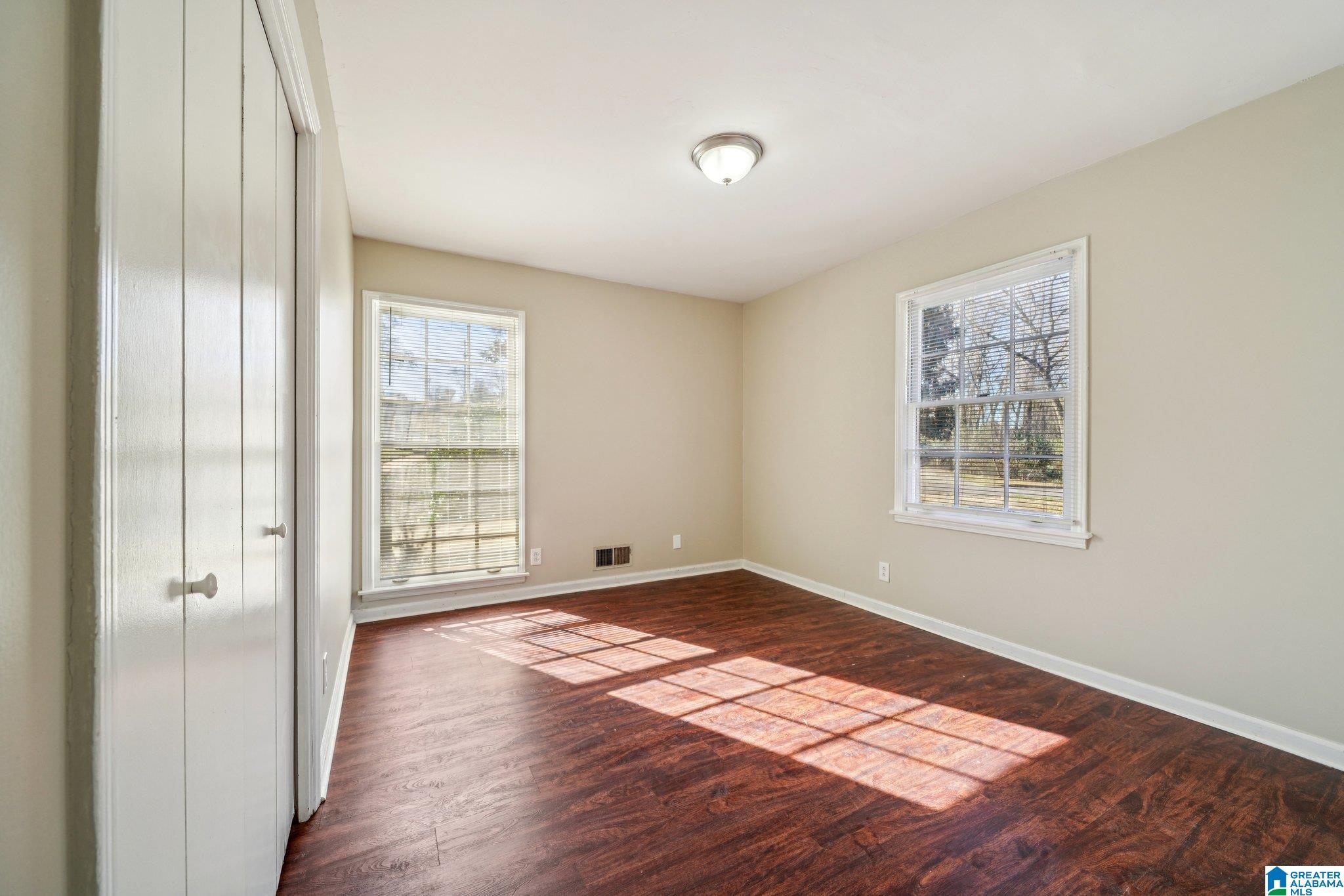 908 Rockingham Road Birmingham, AL 35235 - Photo 38 of 59