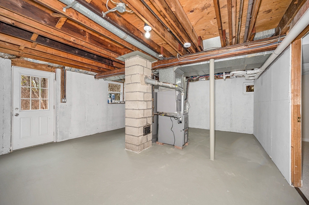 72 Great Woods Road Saugus, MA 01906 - Photo 28 of 35 Gallery Image 28
