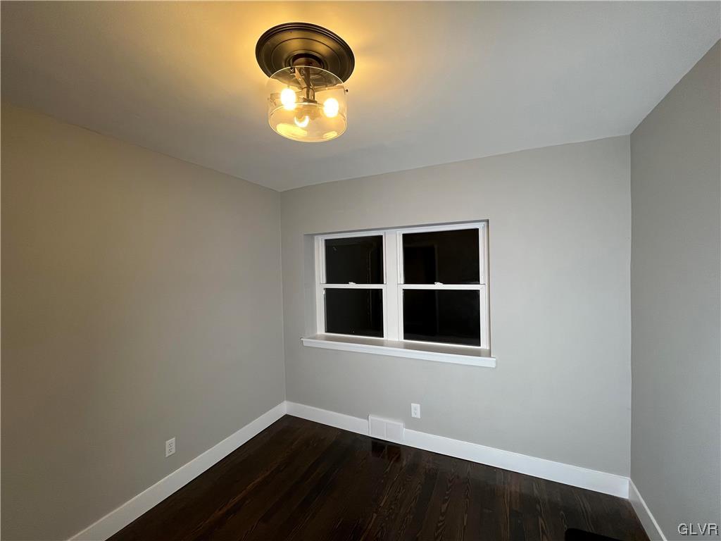 3218 Apples Church Road Bethlehem, PA 18015 - Photo 19 of 20 Bedroom