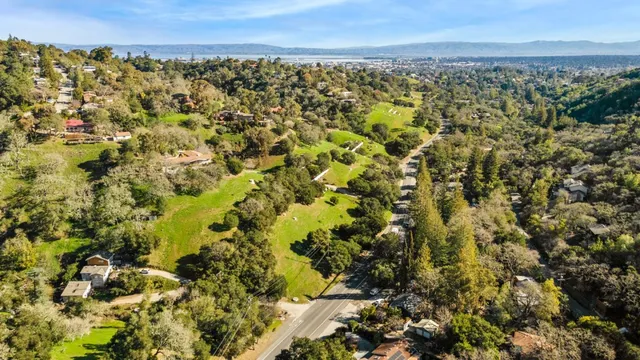 $1,475,000 | 5 El Vanada Road, Redwood City, CA 94062