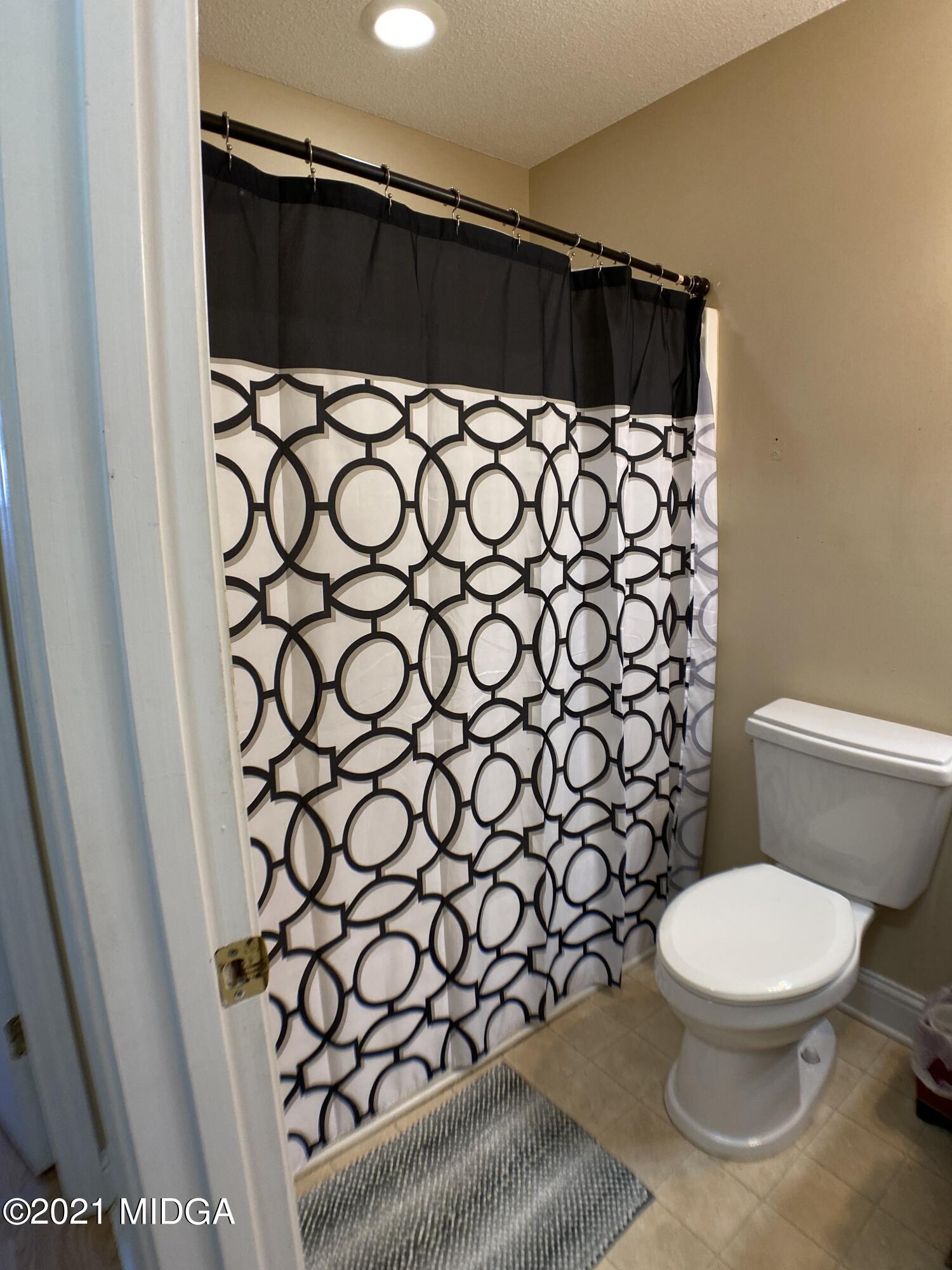 470 Simsbury Ridge Macon, GA 31220 - Photo 5 of 11 935089D6-5437-4295-84E2-80A072461A3B