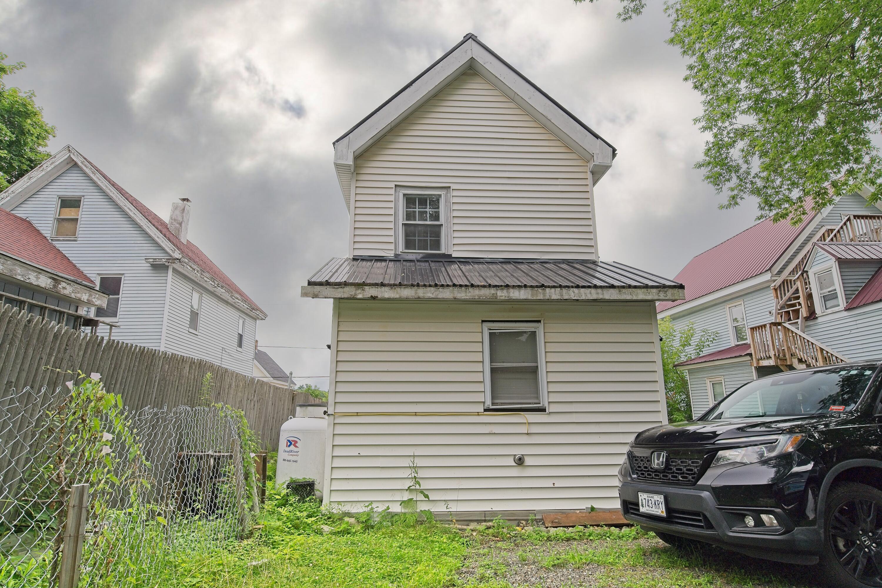 374 Hancock Street Bangor, ME 04401 - Photo 2 of 18 outside back