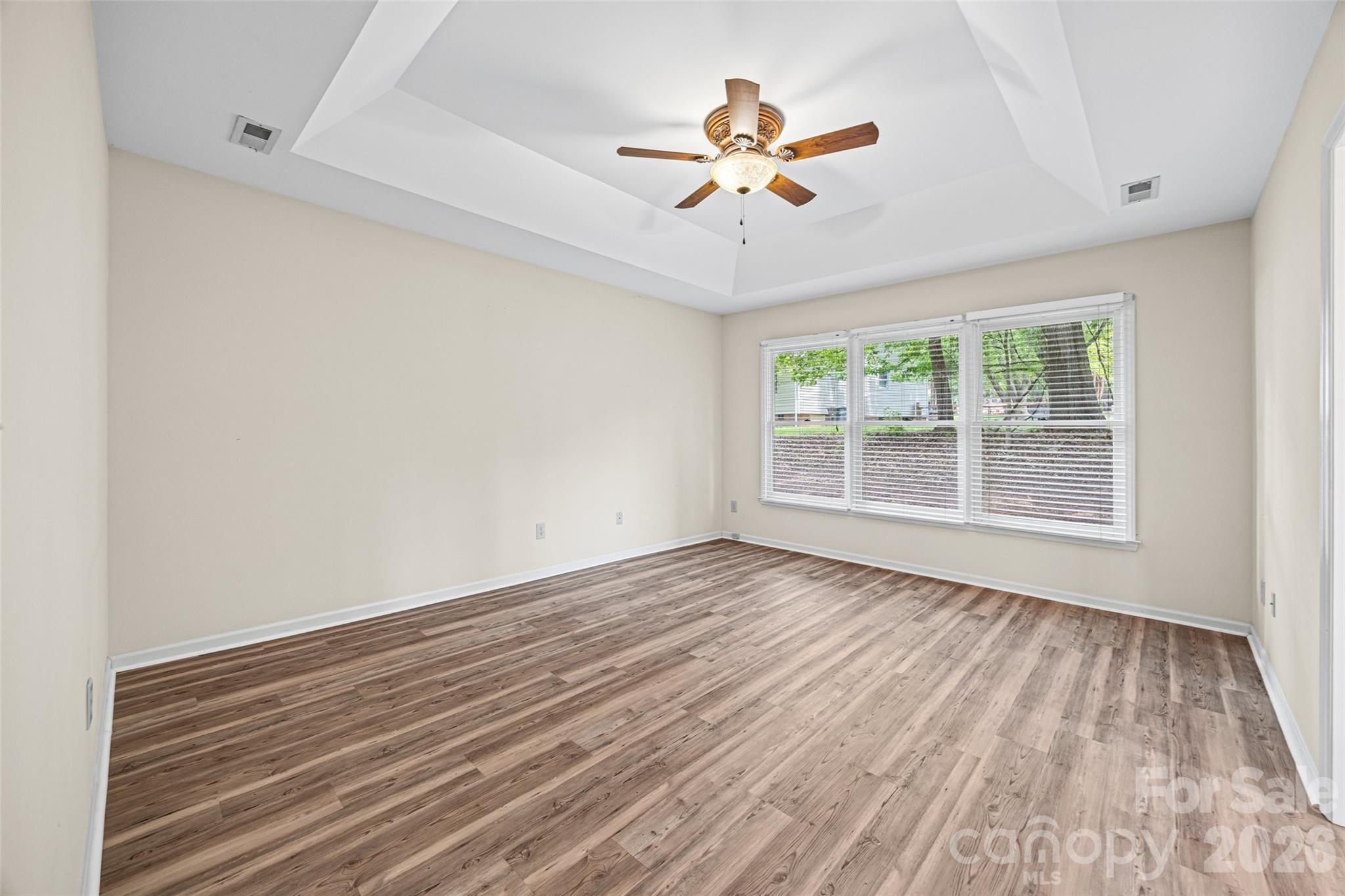 5053 Suwarrow Court Tega Cay, SC 29708 - Photo 13 of 32