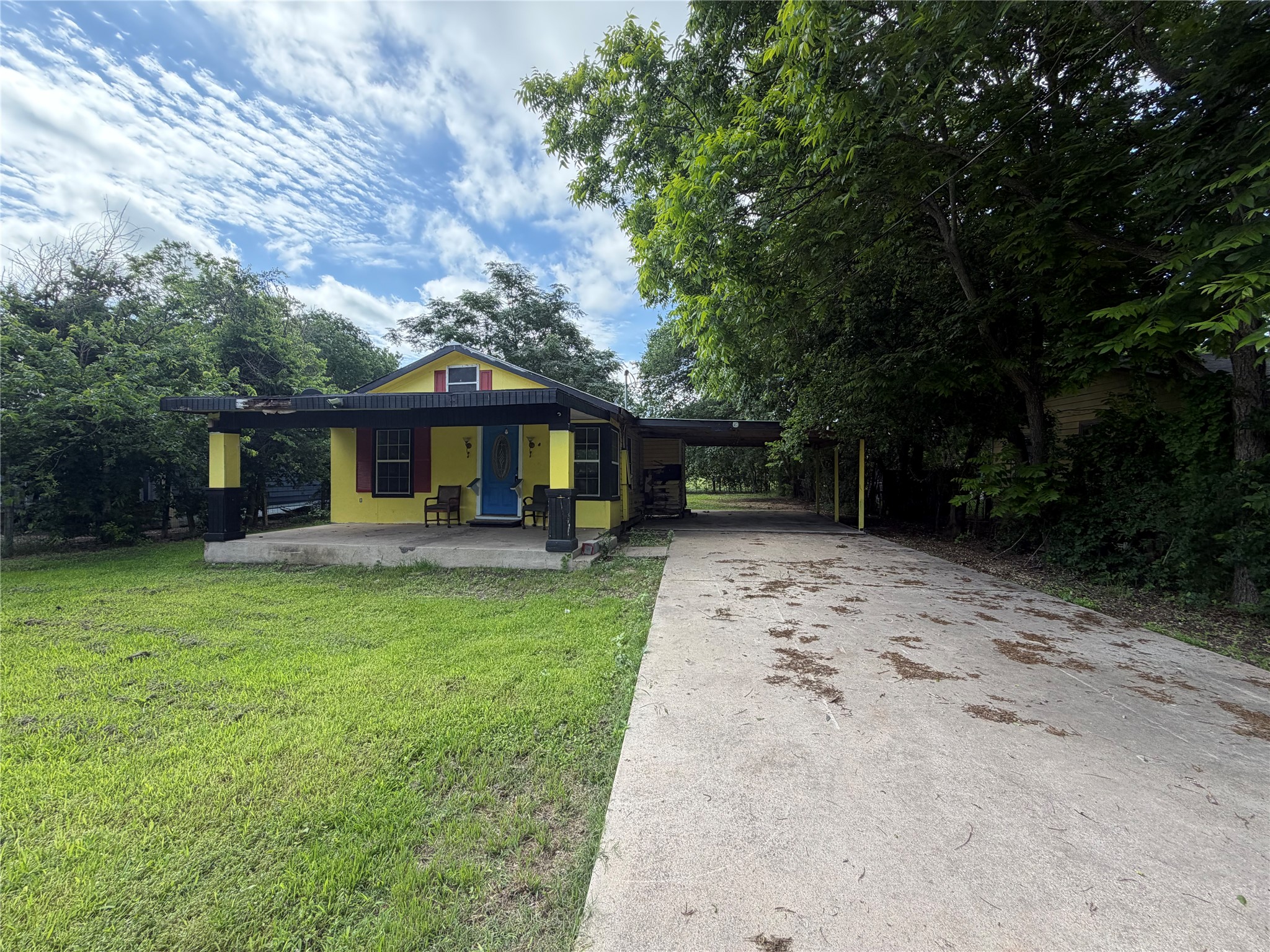 506 Ruddy Street Lockhart, TX 78644 - Photo 3 of 15