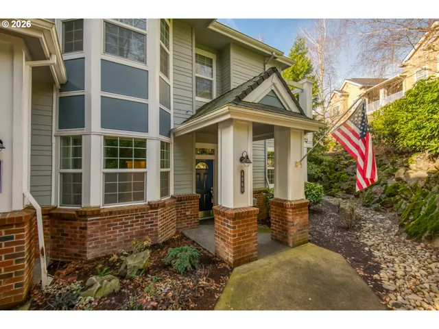 $438,800 | 4860 Summerlinn Way, West Linn, OR 97068