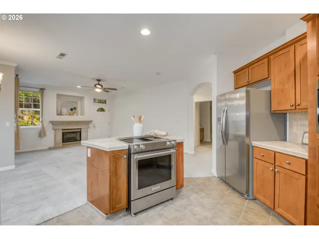 $438,800 | 4860 Summerlinn Way, West Linn, OR 97068