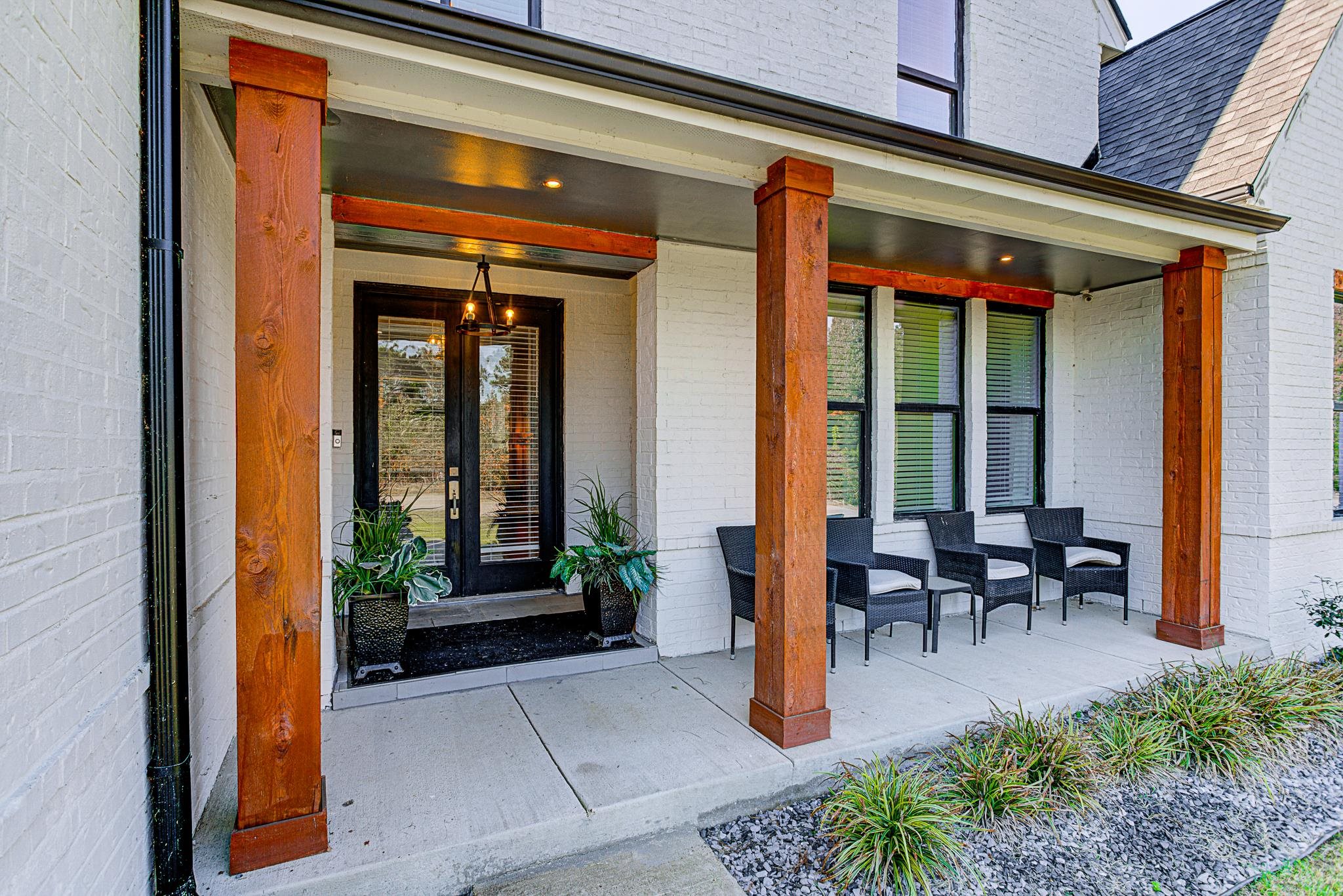 370 Wright Road Piperton, TN 38017 - Photo 3 of 31 Front Porch