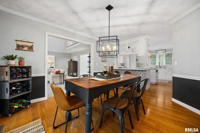 $402,000 | 103 Windridge Drive, Washington, IL 61571