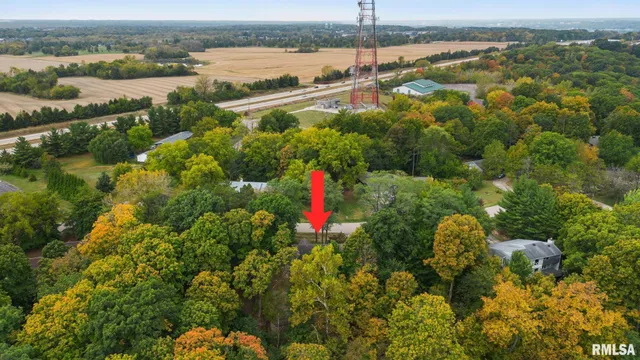 $402,000 | 103 Windridge Drive, Washington, IL 61571