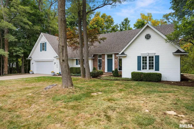 $402,000 | 103 Windridge Drive, Washington, IL 61571