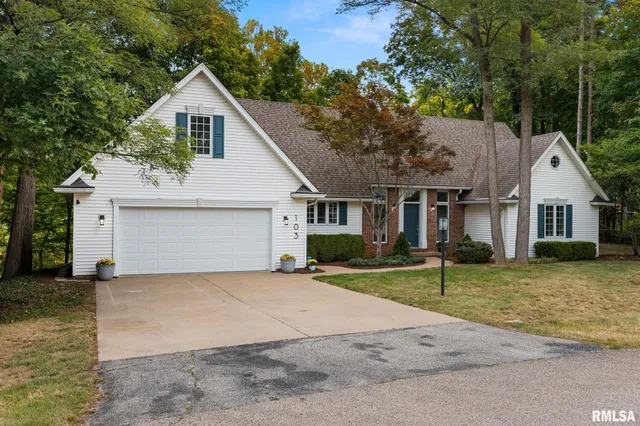 $402,000 | 103 Windridge Drive, Washington, IL 61571