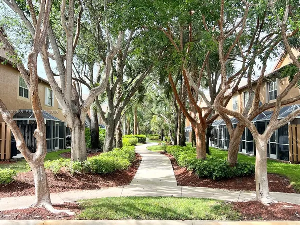 $3,400 | 1524 Coronado Road, Fort Lauderdale, FL 33327