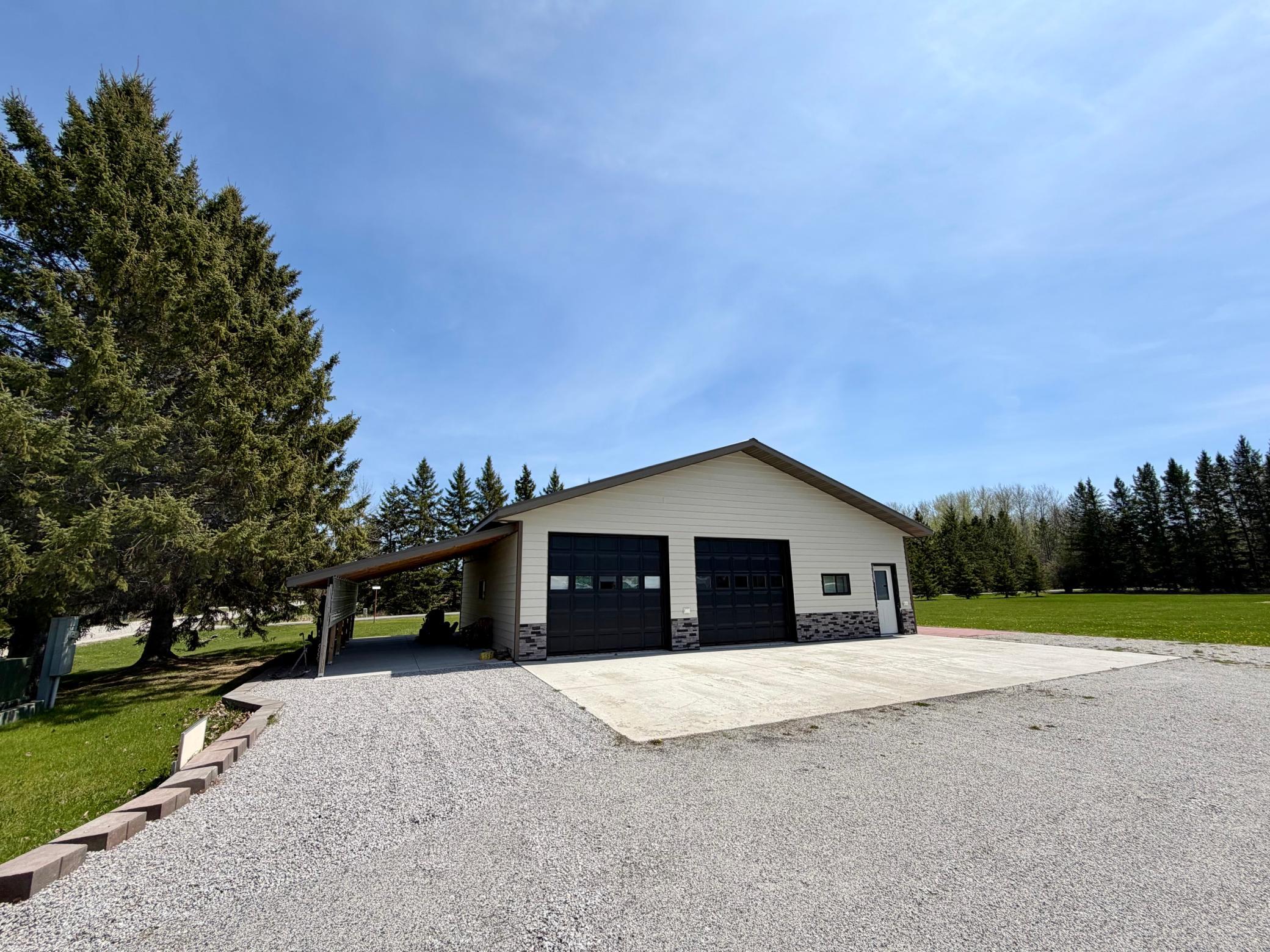 752 Hallberg Street Southwest Warroad, MN 56763 - Photo 2 of 11