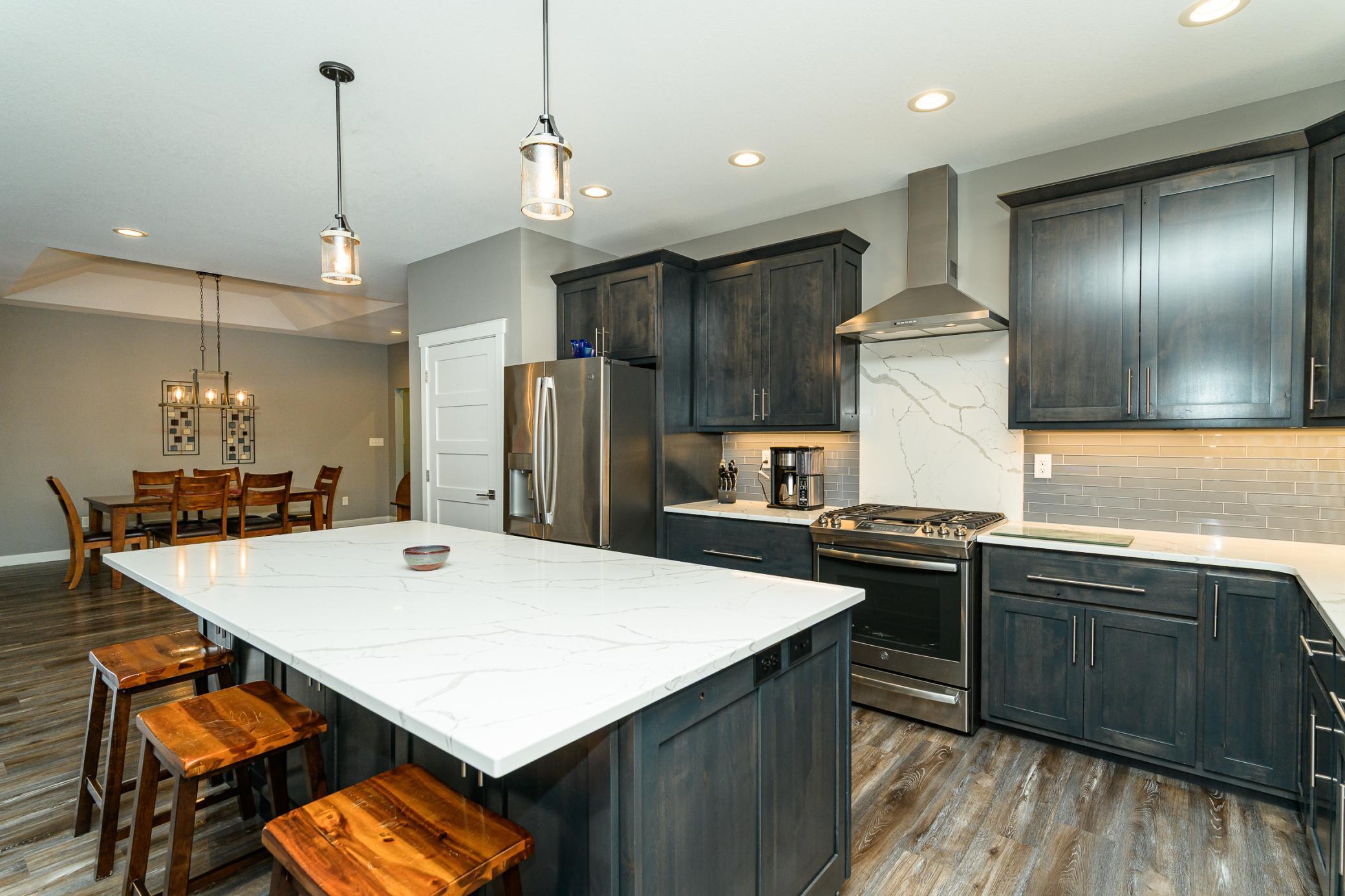 522 8th Street Southwest Pine Island, MN 55963 - Photo 10 of 40