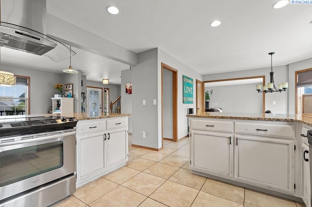 291 Rachel Road Kennewick, WA 99338 - Photo 10 of 28 Gallery Image 10