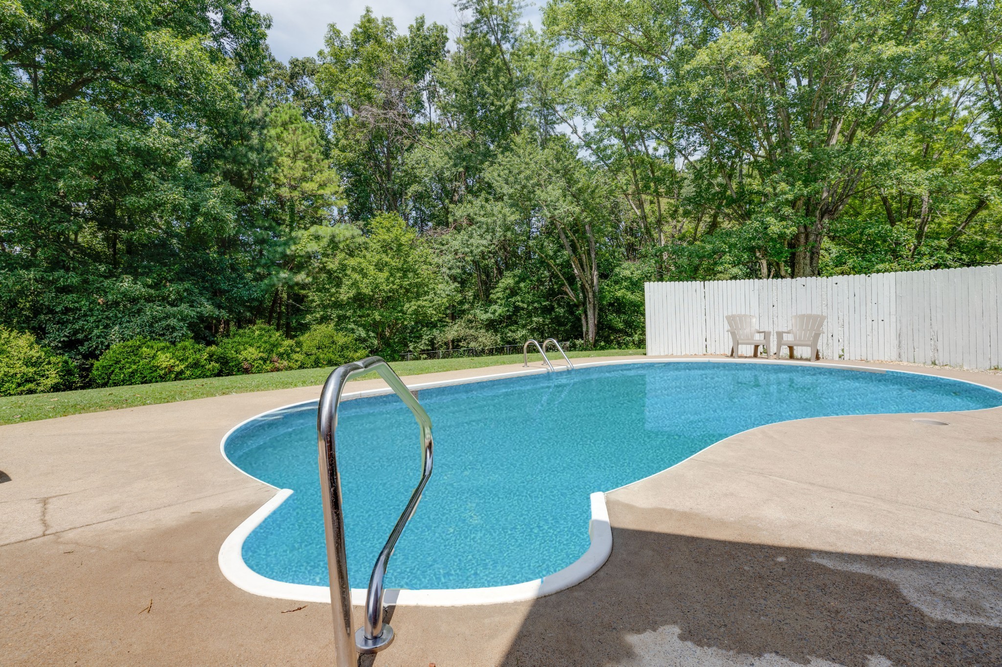 1075 Batson Mill Road Charlotte, TN 37036 - Photo 2 of 33