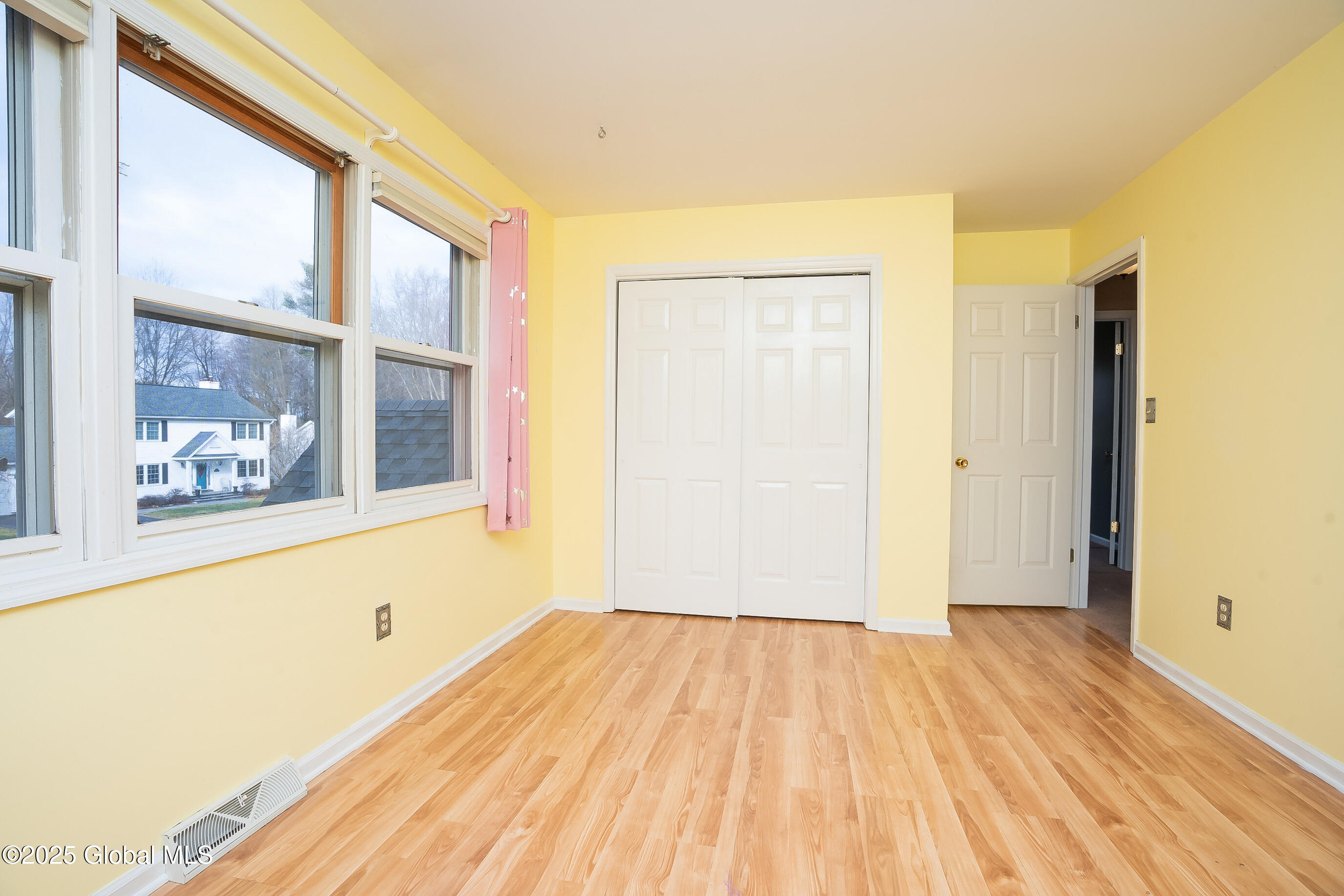 15 Dunwoodie Road Bethlehem, NY 12077 - Photo 19 of 30 051-15-Dunwoodie-Rd