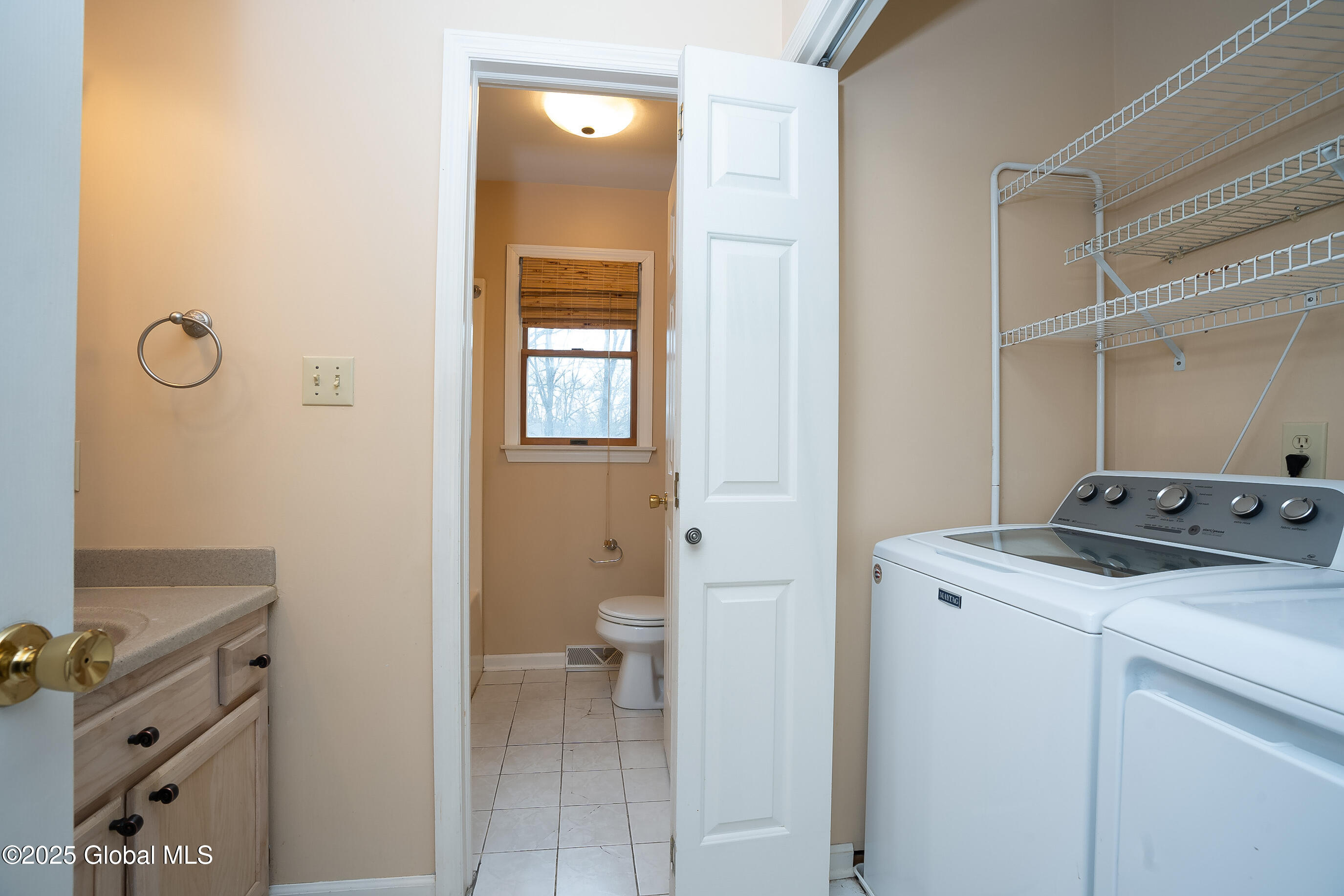 15 Dunwoodie Road Bethlehem, NY 12077 - Photo 24 of 30 058-15-Dunwoodie-Rd