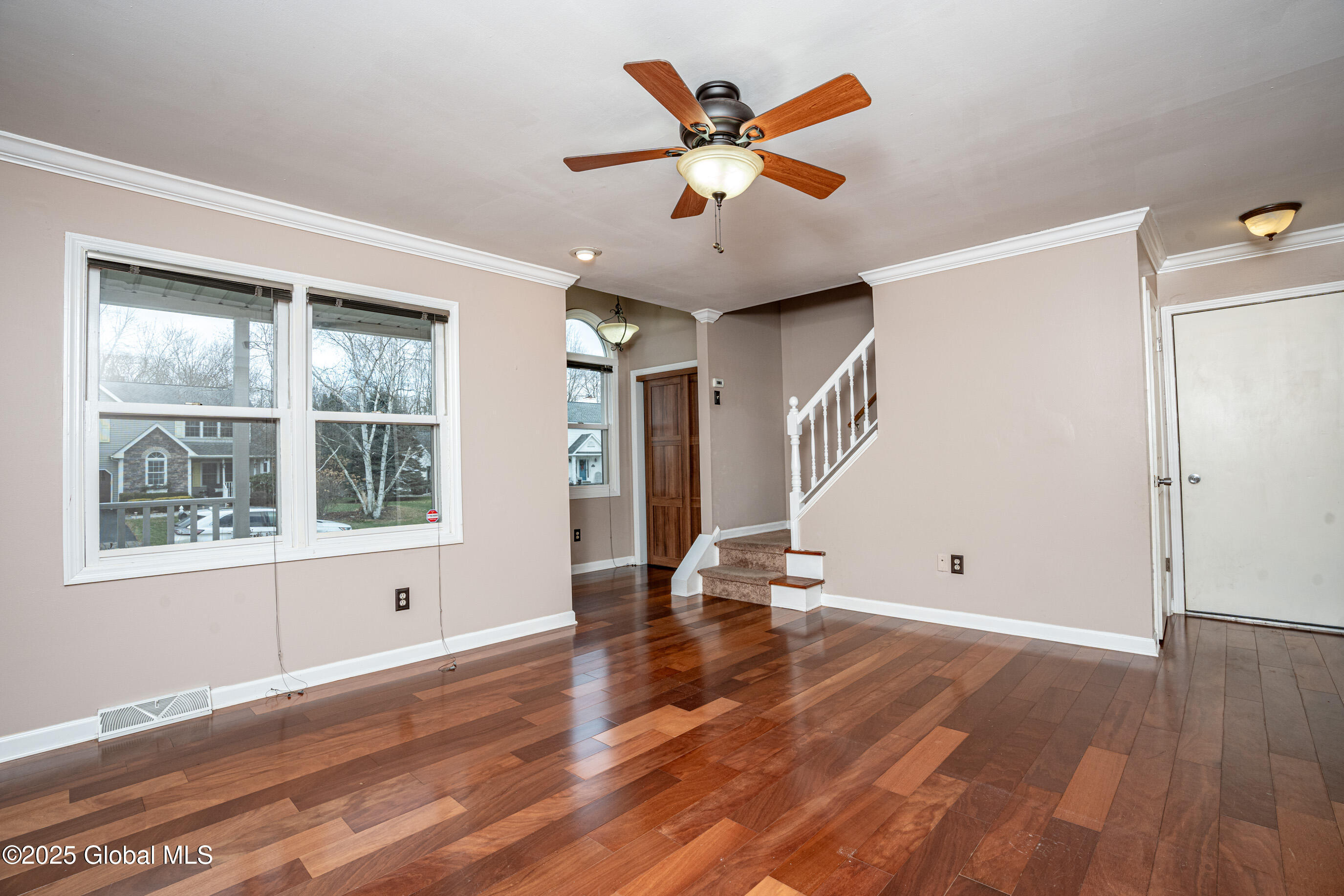 15 Dunwoodie Road Bethlehem, NY 12077 - Photo 5 of 30 021-15-Dunwoodie-Rd