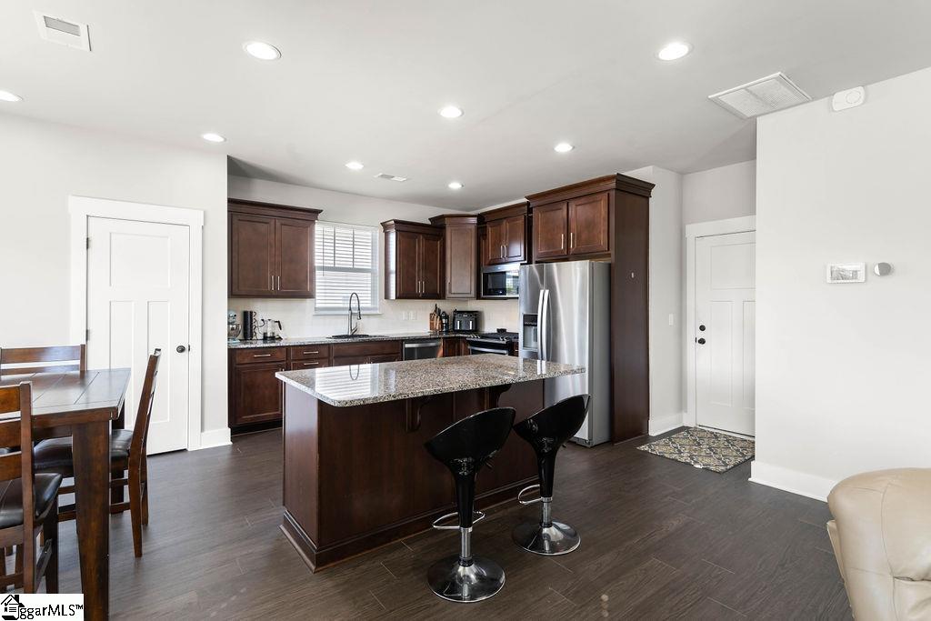 409 Merkel Drive Greer, SC 29651 - Photo 5 of 26