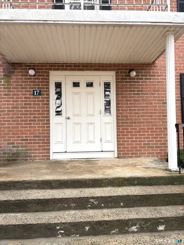 $1,800 | 17 Brickyard Road, Unit C, Farmington, CT 06032