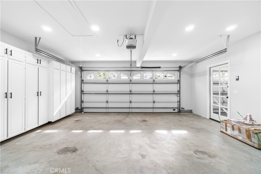 26433 Emerald Dove Drive Valencia, CA 91355 - Photo 36 of 50 a view of a livingroom with closet