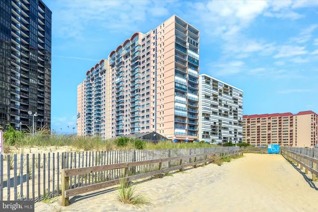 $1,450,000 | 11000 Coastal Highway, Unit 2000, Ocean City, MD 21842