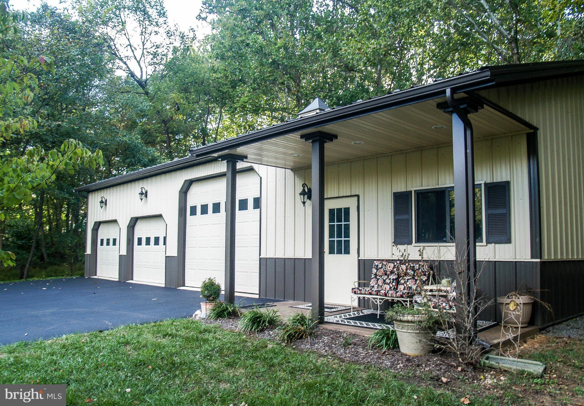 7926 Neck Road Williamsport, MD 21795 - Photo 4 of 30 Huge Lester Building (only 8 yrs. old!)