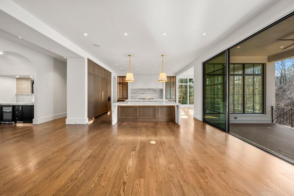 469 Emily Reed Lane Atlanta, GA 30342 - Photo 12 of 60