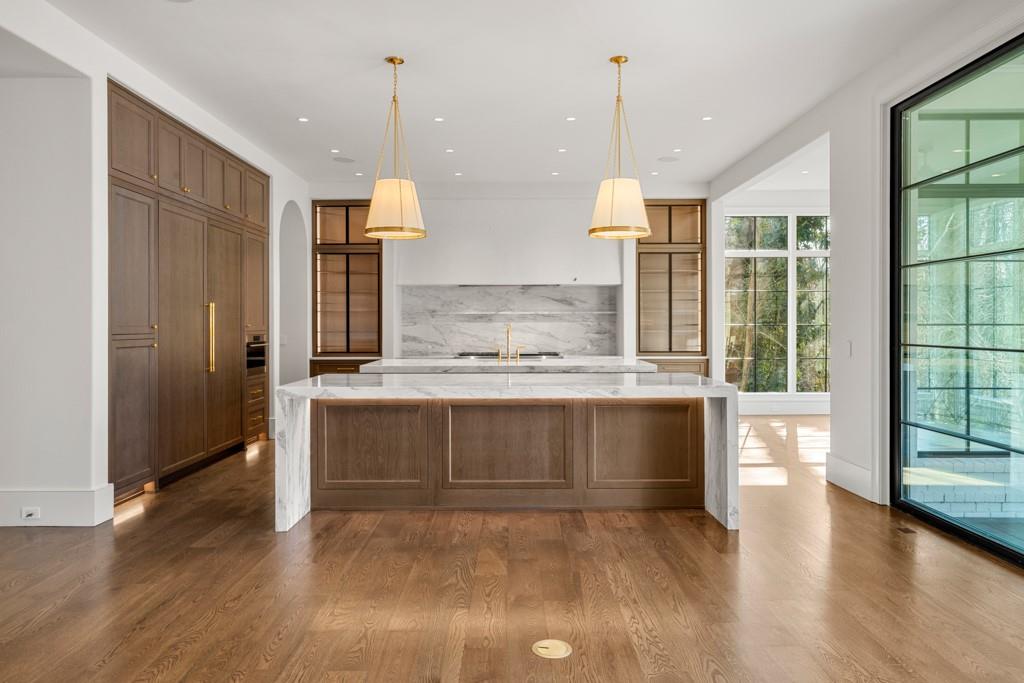 469 Emily Reed Lane Atlanta, GA 30342 - Photo 13 of 60