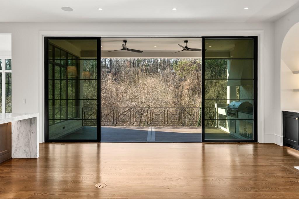 469 Emily Reed Lane Atlanta, GA 30342 - Photo 27 of 60