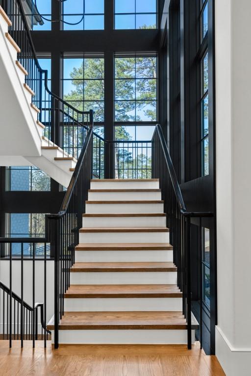 469 Emily Reed Lane Atlanta, GA 30342 - Photo 4 of 60