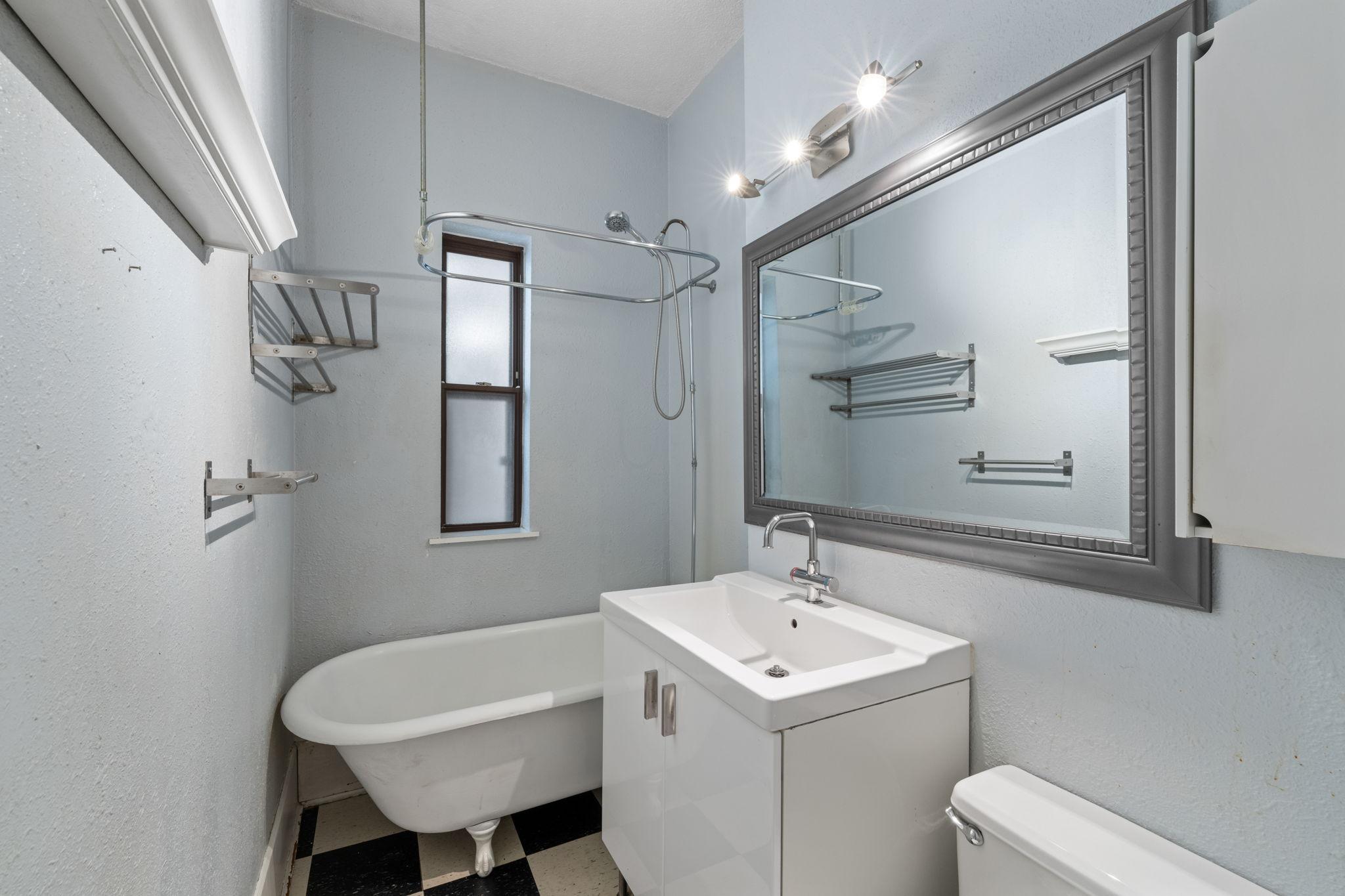 609 South 9th Street, Unit 8 Minneapolis, MN 55404 - Photo 10 of 30