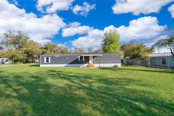 $1,500 | 101 Caroline Avenue, Lady Lake, FL 32159