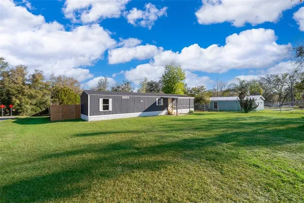 $1,500 | 101 Caroline Avenue, Lady Lake, FL 32159